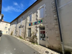 DJI_20250318_161544_571 mairie_chateau_leveque_dordogne