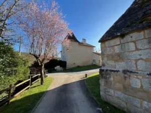 DJI_20250318_164656_003 mairie_chateau_leveque_dordogne